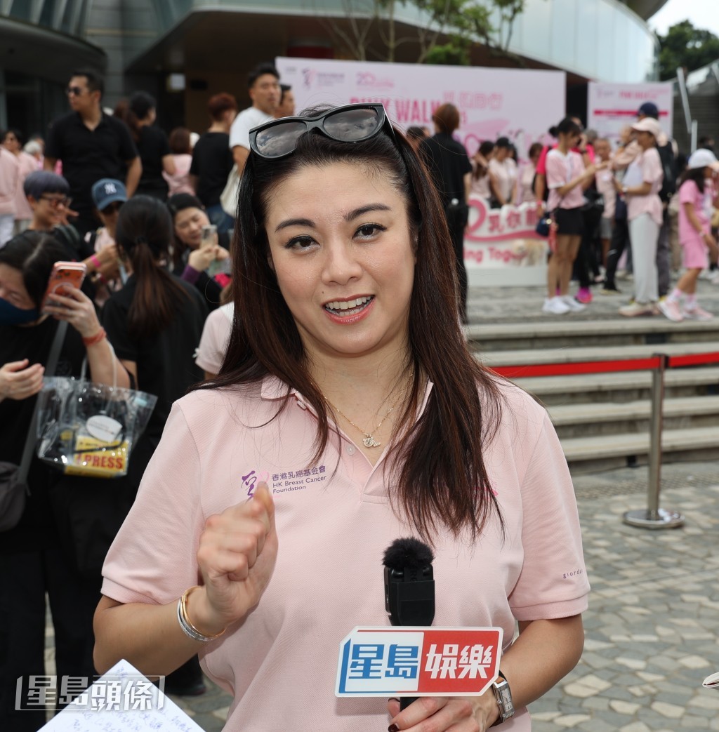 問到是否想跟陳豪爭生意?廖碧兒即說:「冇!完全唔關事!」 問到是否想跟陳豪爭生意?廖碧兒即說:「冇!完全唔關事!」
