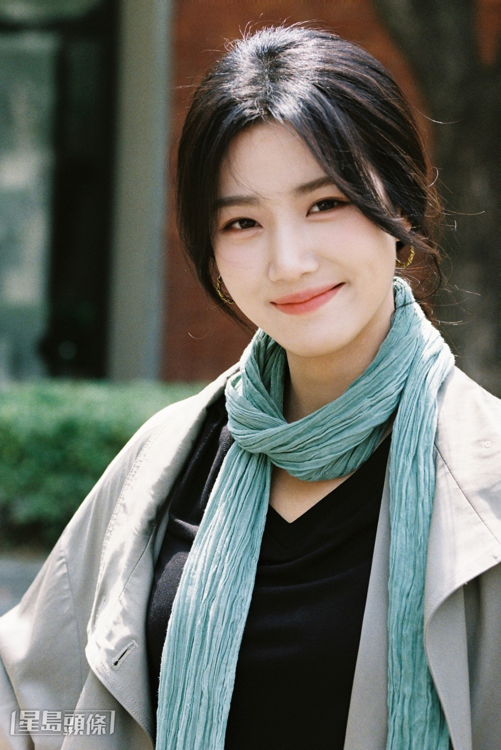 盧昱曉恨與港星前輩合作。 盧昱曉恨與港星前輩合作。