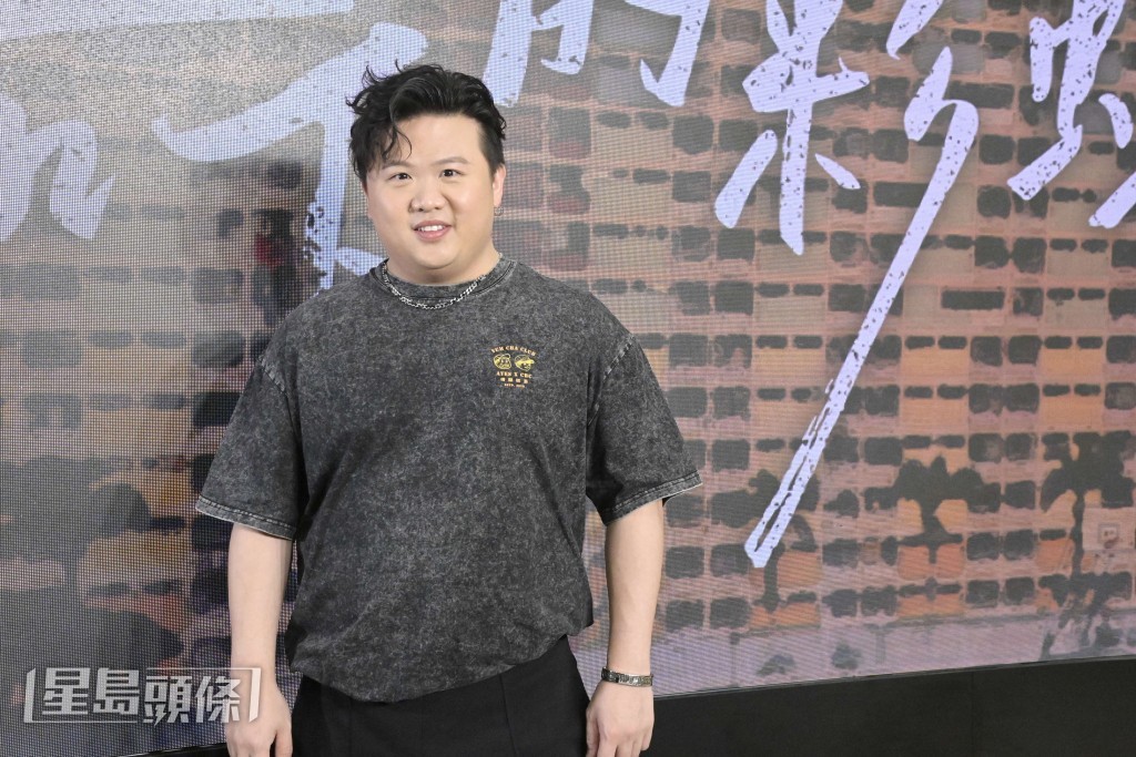 肥仔笑指家怡「真識食」肯定成為騙案女主角。 肥仔笑指家怡「真識食」肯定成為騙案女主角。