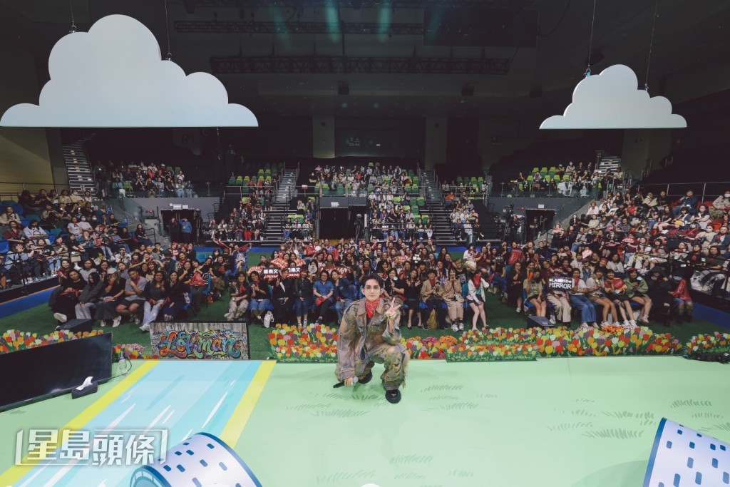 Lokman更與粉絲一同許願《WTF演唱會》Part 3。 Lokman更與粉絲一同許願《WTF演唱會》Part 3。