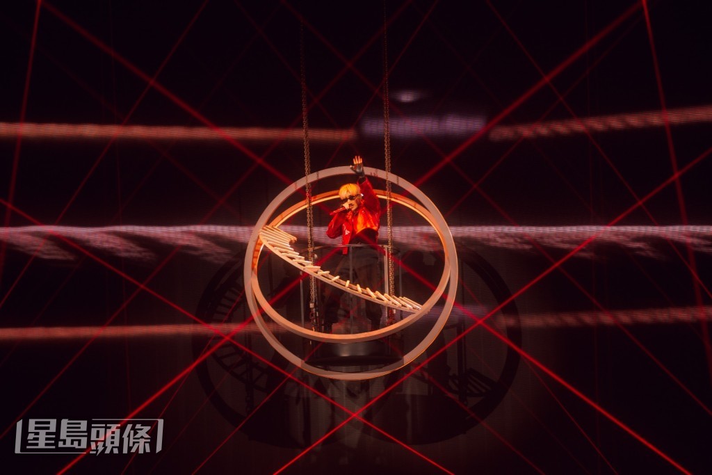  馬來西亞歌手菲道爾的《地球是平的》巡迴演唱會2026香港站，12月5號將在旺角麥花臣舉行。