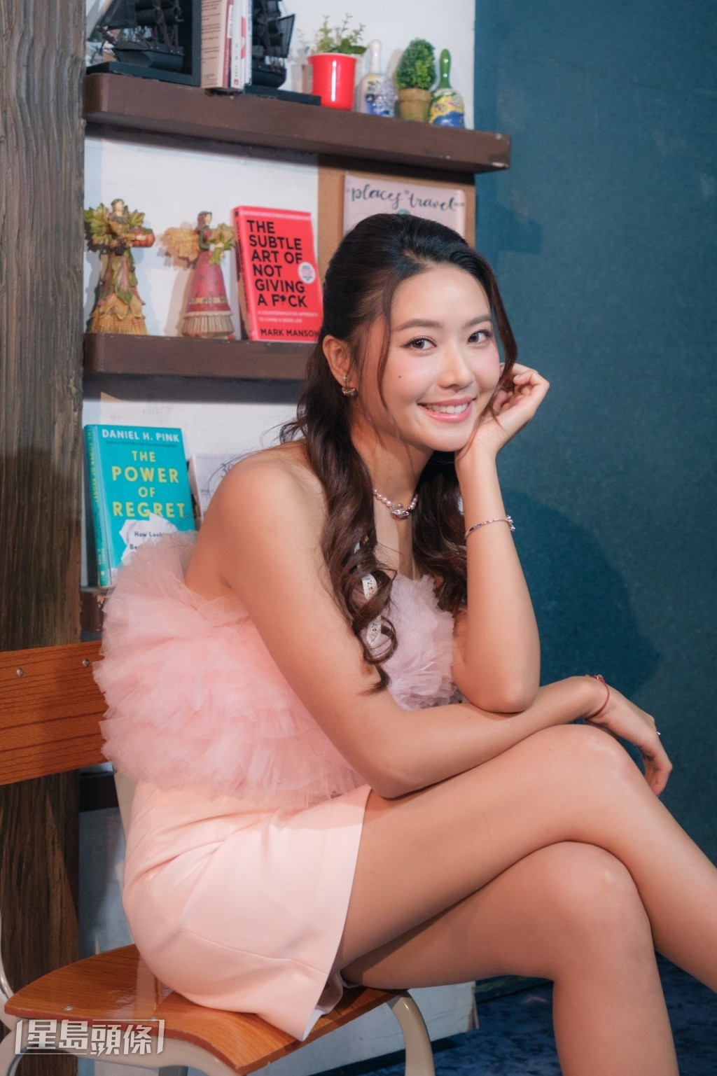 戴祖仪身边的姊妹全都有“男友力”,有事情找她们帮忙就可,所以遇到适合的对象再考虑。 戴祖仪身边的姊妹全都有“男友力”,有事情找她们帮忙就可,所以遇到适合的对象再考虑。