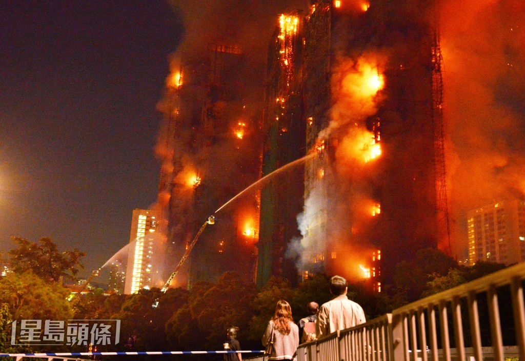宏福苑大火當日，消防隊目（追授)何偉豪不幸殉職。