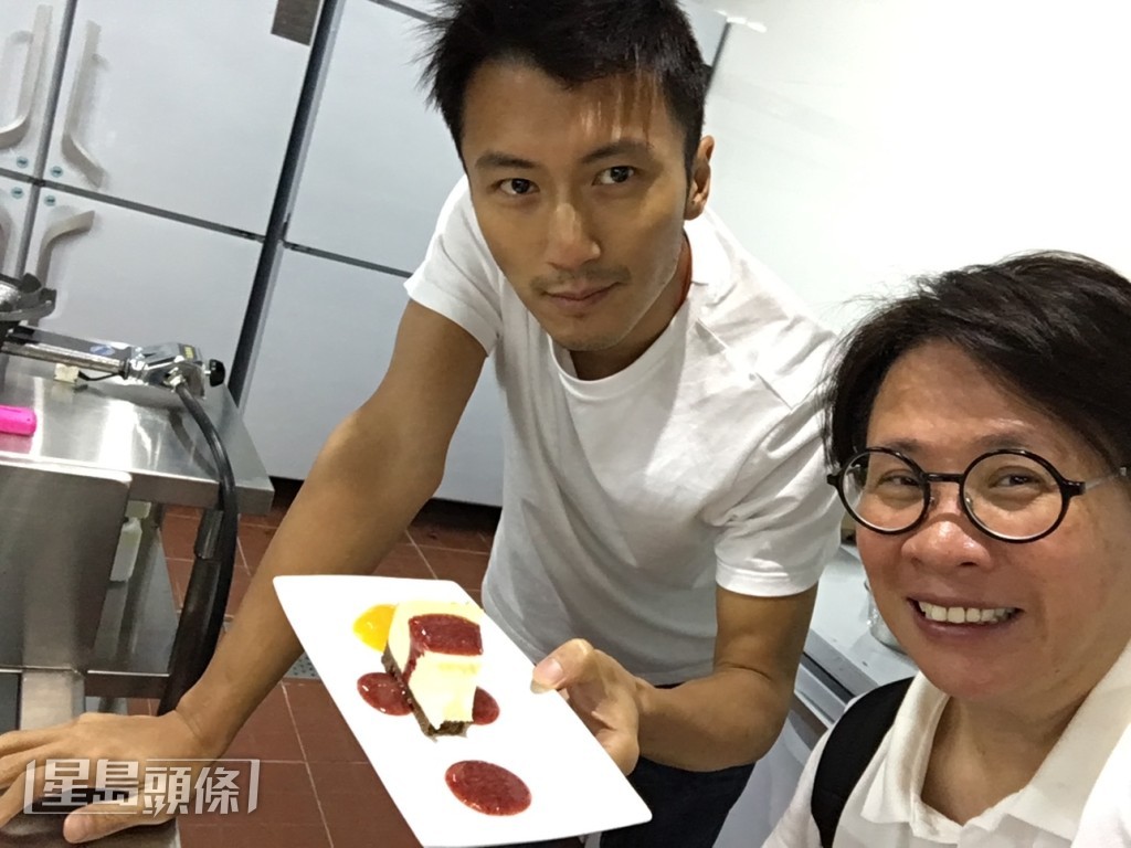 Silence成功製作了謝霆鋒型男廚神綜藝節目。