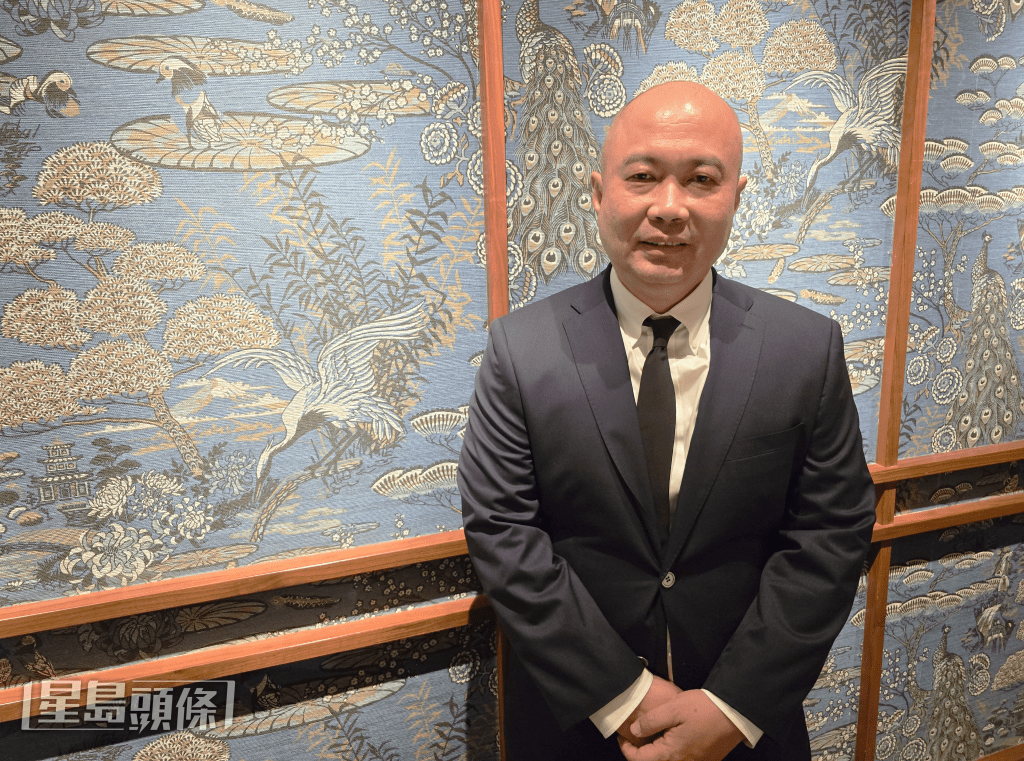康健國際營運總監陳振康指,期望以自置物業方式開設新型診所,可長期經營「儲症」。 康健國際營運總監陳振康指,期望以自置物業方式開設新型診所,可長期經營「儲症」。