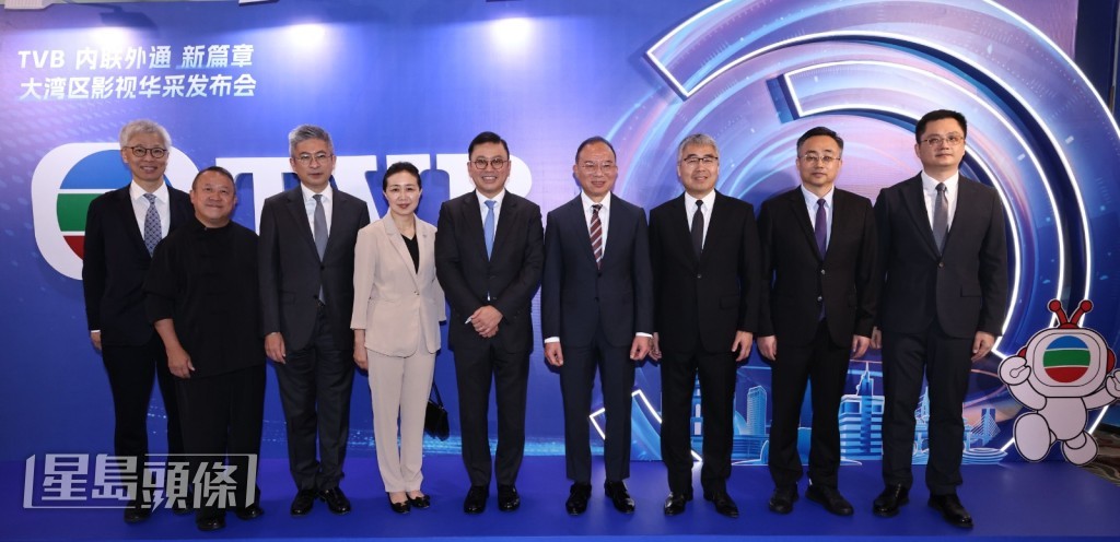 一衆主禮嘉賓大合照。 一衆主禮嘉賓大合照。