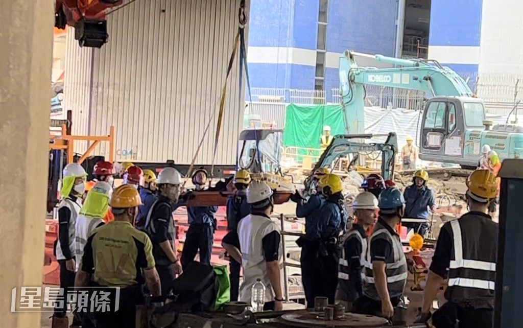 近期本港發生多宗涉及吊運及高空工作的地盤工業意外,導致工人傷亡。資料圖片 近期本港發生多宗涉及吊運及高空工作的地盤工業意外,導致工人傷亡。資料圖片