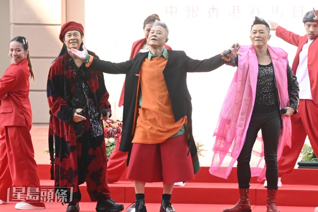 草蜢表示由於明年4月紅館演唱會的舞台設計圖還未製作好，不知道搭台時間需要多少。