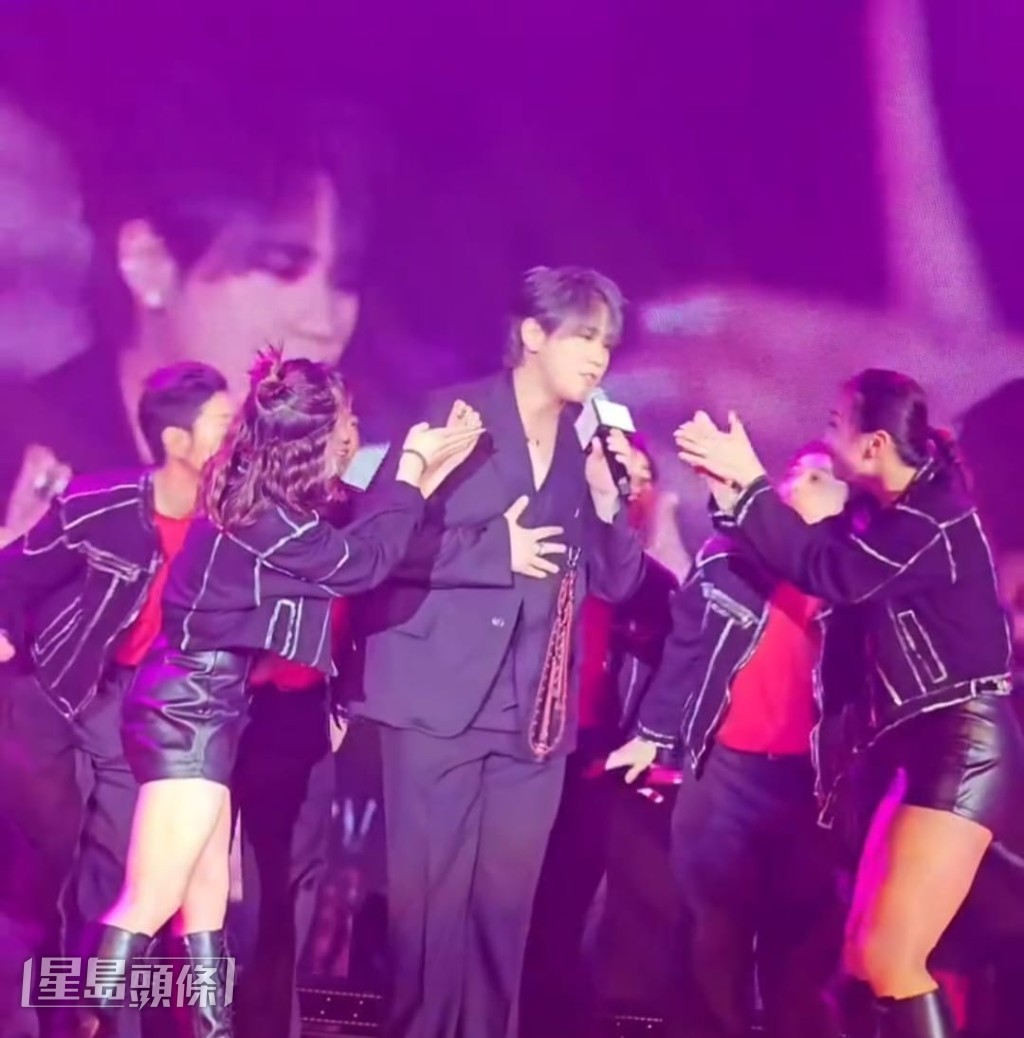 包括有《Better Man》、《你要倔強》、《好得太過份》、《寂寞圓舞》等。