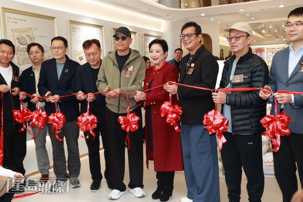 問三哥及華哥可考慮入股？他們笑言排隊都輪不到他們。