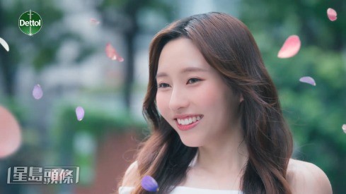 Ivy So笑言以前看到演員們拍攝沐浴片段,以為不能穿衣服。 Ivy So笑言以前看到演員們拍攝沐浴片段,以為不能穿衣服。