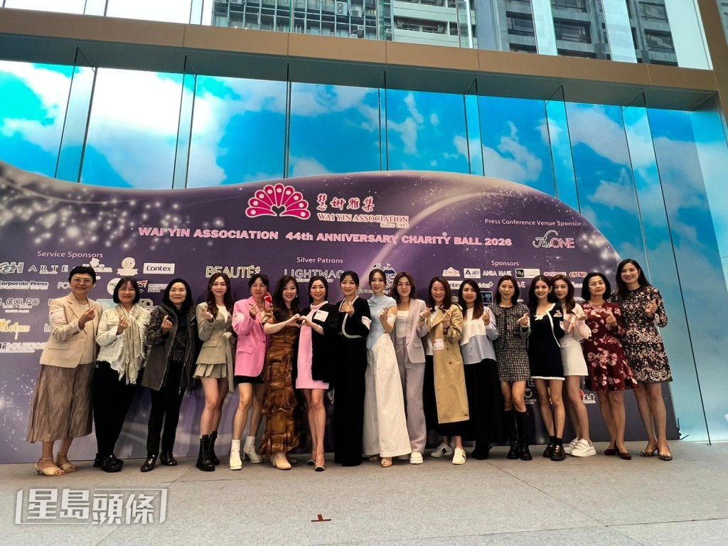 2019年度香港小姐冠军黄嘉雯（Carmaney），今日（4日）现身慧妍雅集活动。