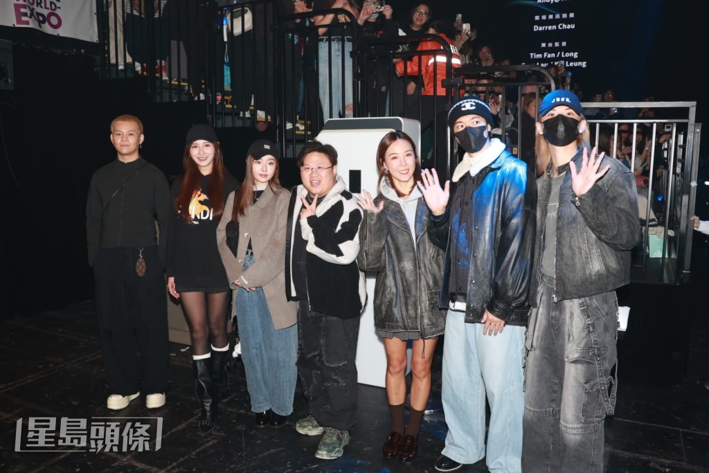 MIRROR成員邱士縉與女友李炘頤、李駿傑、ERROR成員吳保錡及梁業、沈殷怡及葛綽瑤亦有前來捧場。