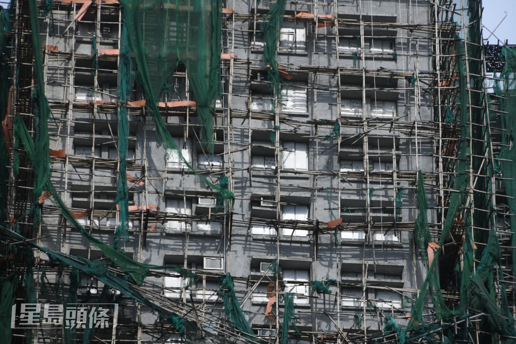 宏福苑多幢大廈發生大火。陳浩元攝 宏福苑多幢大廈發生大火。陳浩元攝