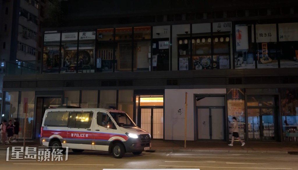 警方到現場調查。蔡楚輝攝