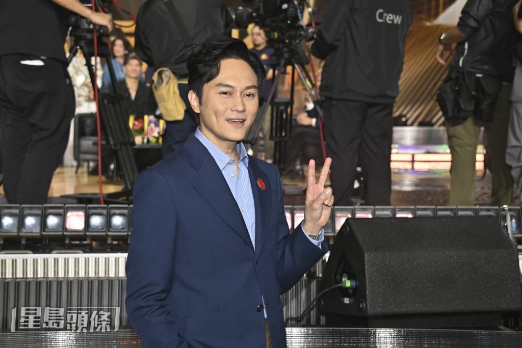 他稱是很出色,賽果是喜出望外。 他稱是很出色,賽果是喜出望外。