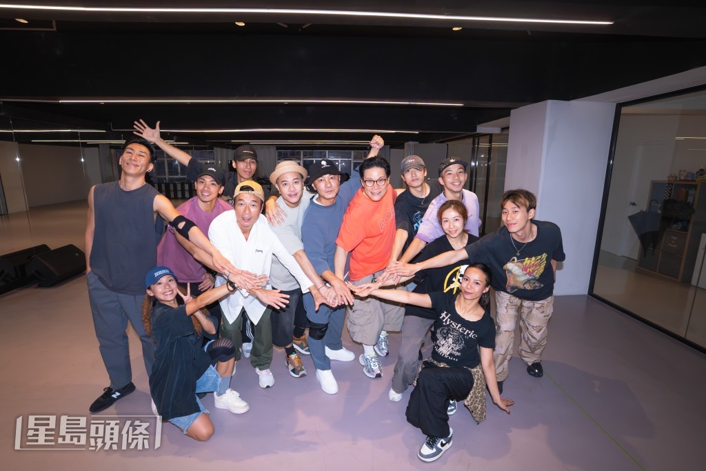今次BIG FOUR肯定唱爆和笑爆紅館。