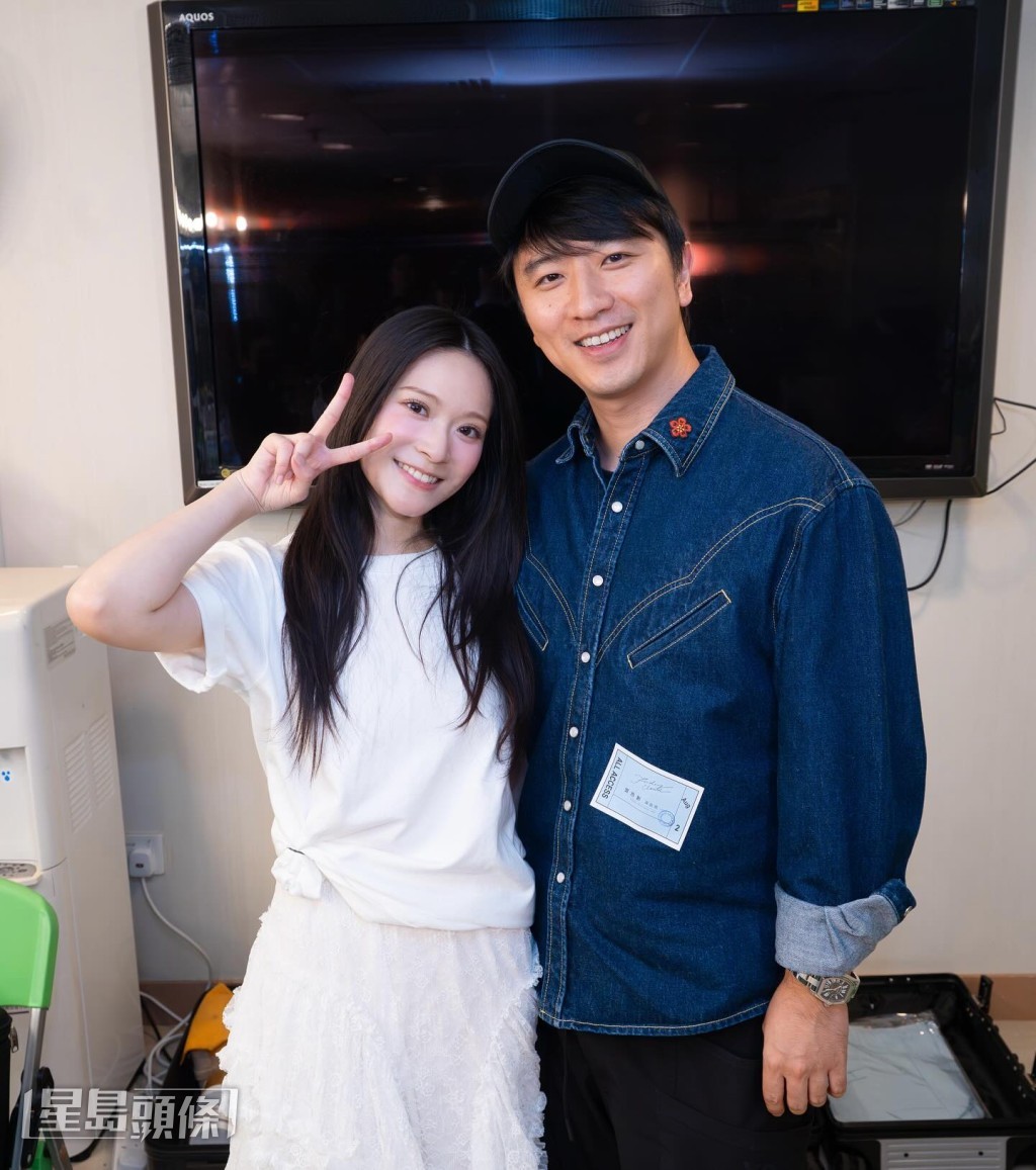 問到是否有補祝情人節？她指有親手寫卡給男友，又謂這樣很有誠意。