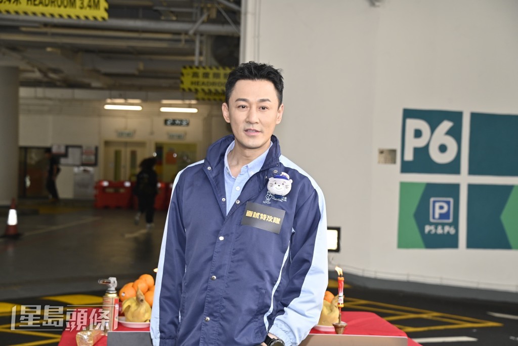 林峯笑說一家人去玩當然開心，不過現在要遷就女兒的上學時間，就她放假就要捱貴的機票酒店。