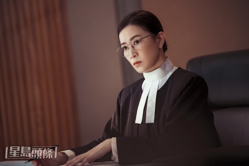 阿佘成功挑戰法官一角,為觀眾帶來另一驚喜。 阿佘成功挑戰法官一角,為觀眾帶來另一驚喜。