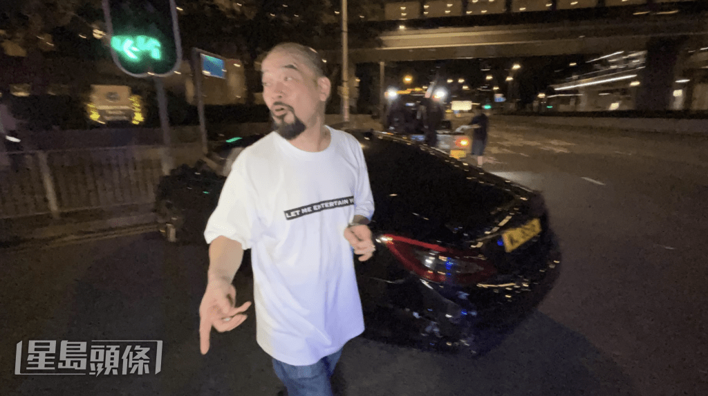 葛民輝向記者講述車禍情況。蔡楚輝攝 葛民輝向記者講述車禍情況。蔡楚輝攝