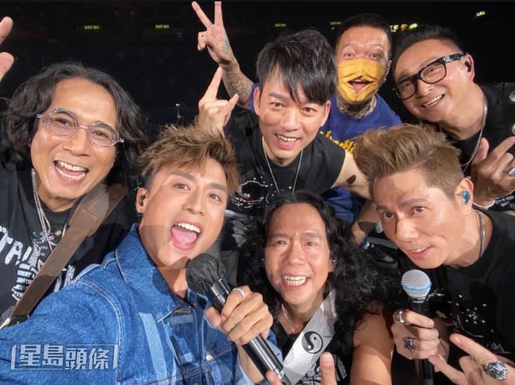 太極樂隊 2021年舉行35周年演唱會時,邀請了AK擔任嘉賓。 太極樂隊 2021年舉行35周年演唱會時,邀請了AK擔任嘉賓。