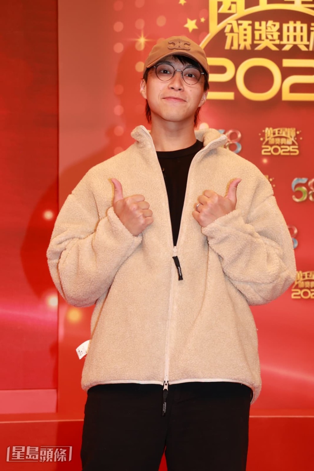 提到跟他爭獎的還有馬國明及羅子溢，他覺得大家在每套劇中表現也非常稱職。