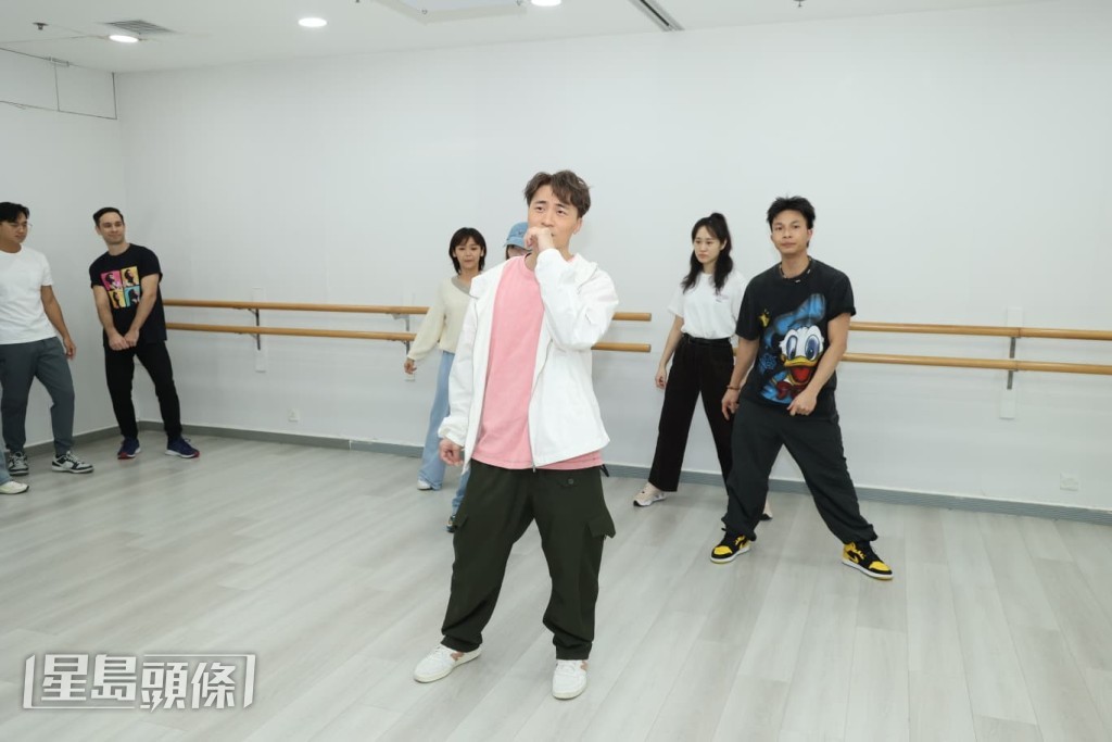 黃劍文希望可以到世界巡迴演出。 黃劍文希望可以到世界巡迴演出。