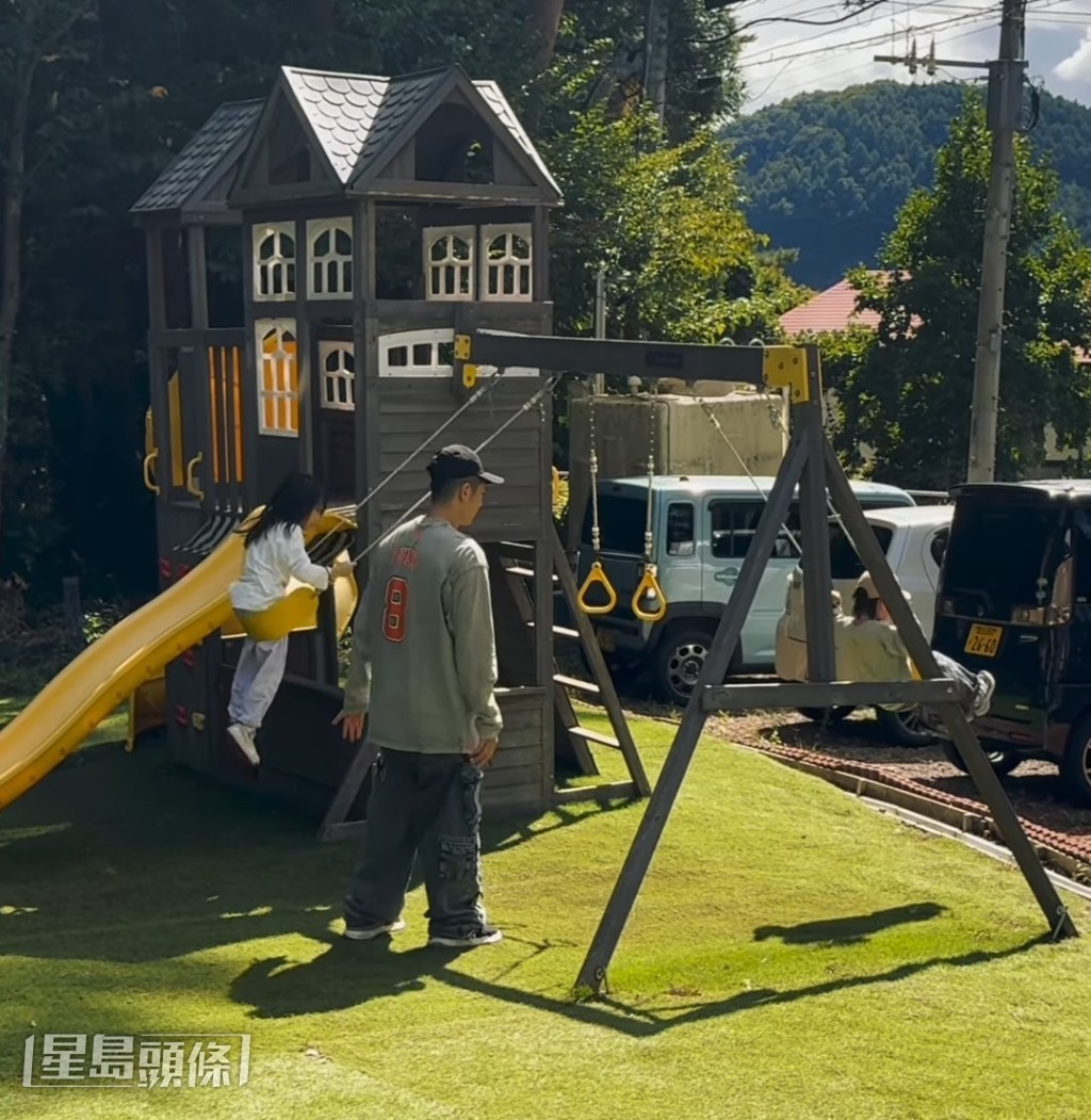 柏豪是不折不扣的好爸爸,就算工作再忙,都會抽時間陪伴仔女。 柏豪是不折不扣的好爸爸,就算工作再忙,都會抽時間陪伴仔女。