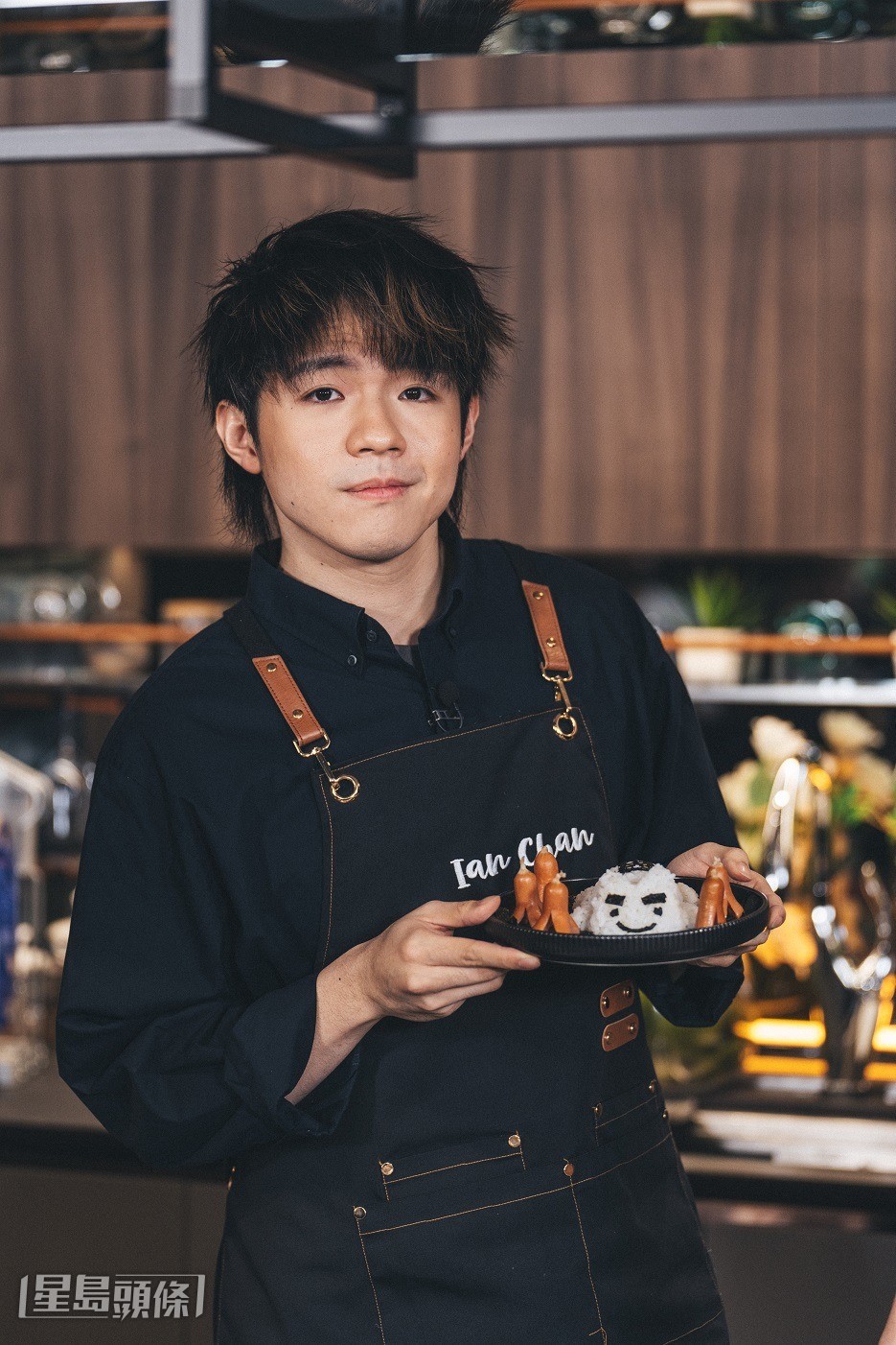 Ian的飯團造型可愛。 Ian的飯團造型可愛。