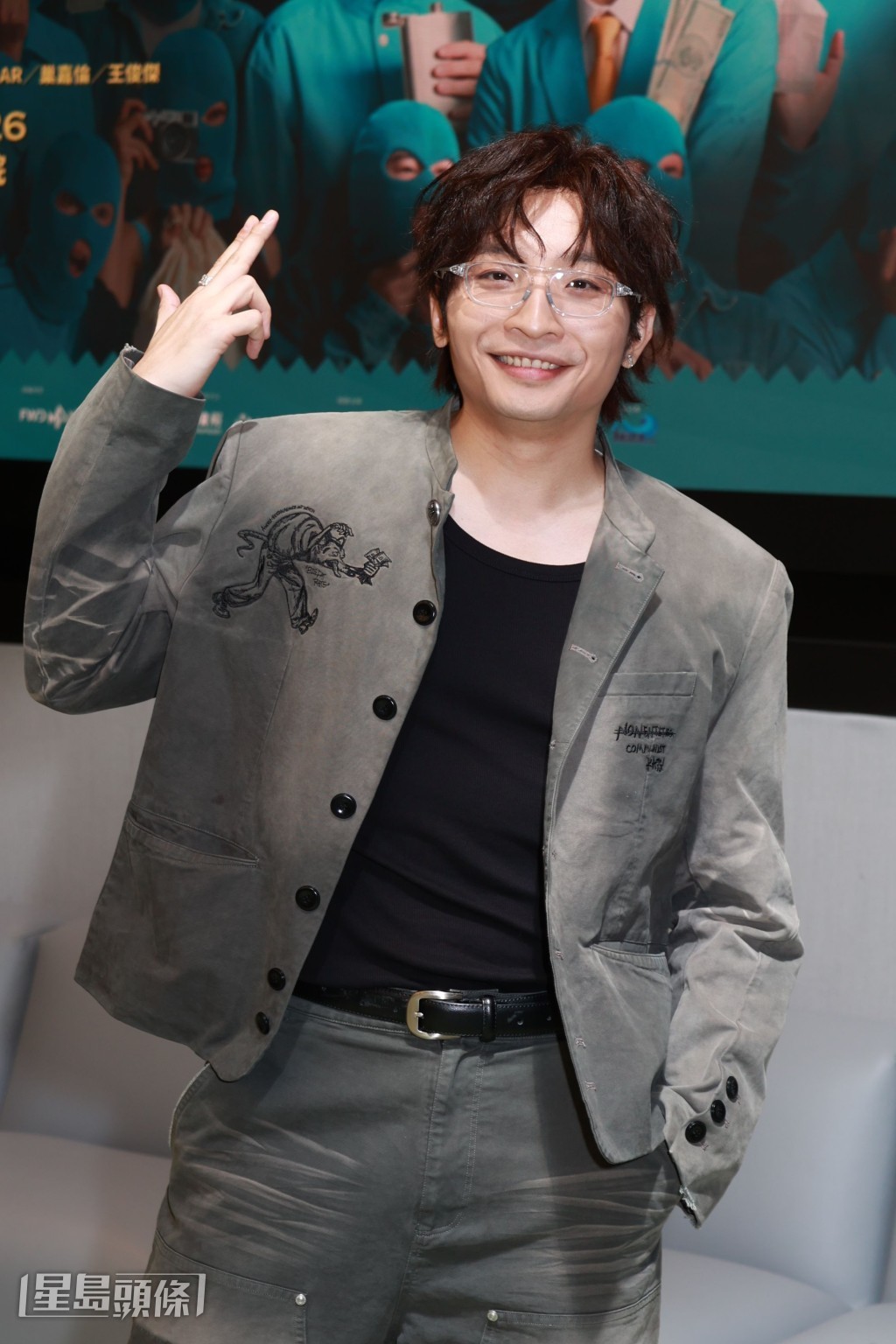 何启华曾任天比高创作伙伴实习生，与剧场界一众前辈早有渊源。