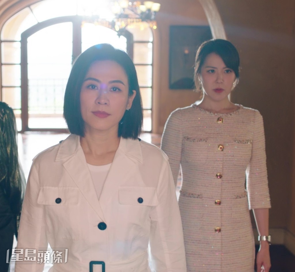 宣萱坦言今次都被劉佩玥(左)的演出打動。 宣萱坦言今次都被劉佩玥(左)的演出打動。