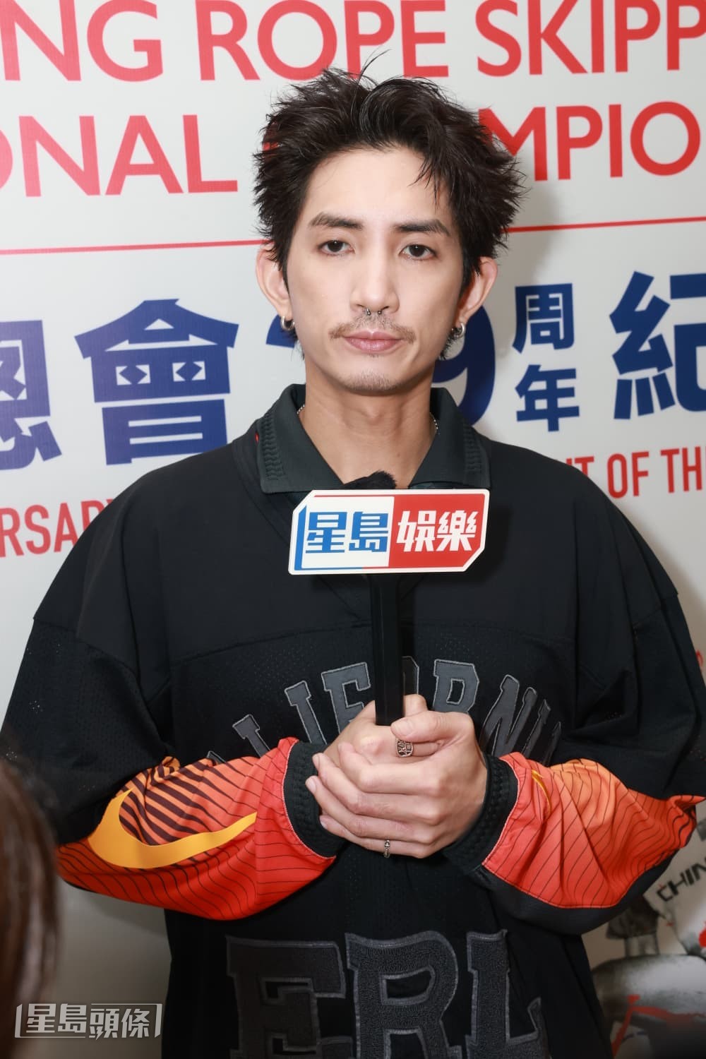 因此保留鬍鬚造型。 因此保留鬍鬚造型。