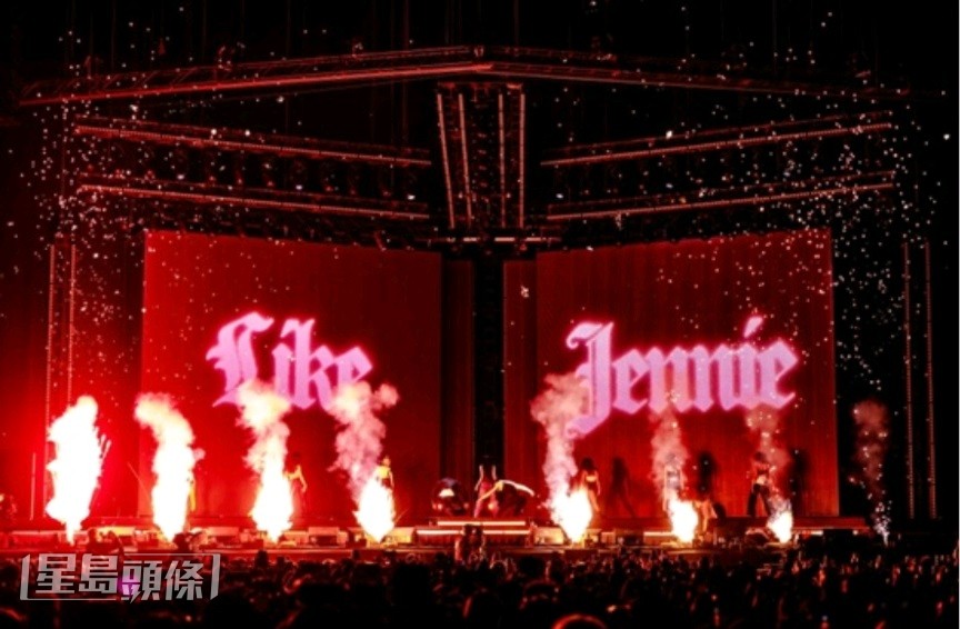Jennie在個人演唱會《The Ruby Experience》中,演唱了新專輯中15首歌曲。 Jennie在個人演唱會《The Ruby Experience》中,演唱了新專輯中15首歌曲。