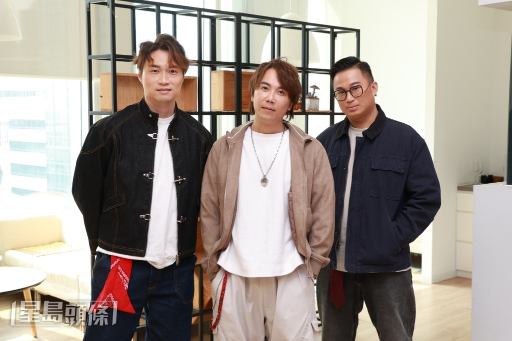 他們表示一班朋友巡演兩個月，是很爽的事，也是他們的夢想。