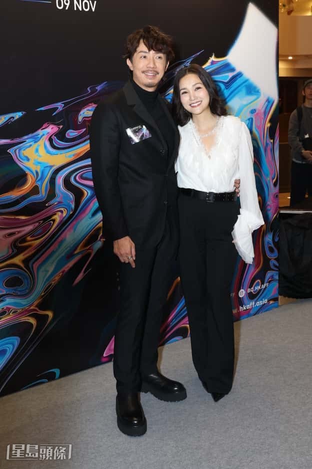 張繼聰和謝安琪夫妻檔為動畫《世外》配音 。 張繼聰和謝安琪夫妻檔為動畫《世外》配音 。