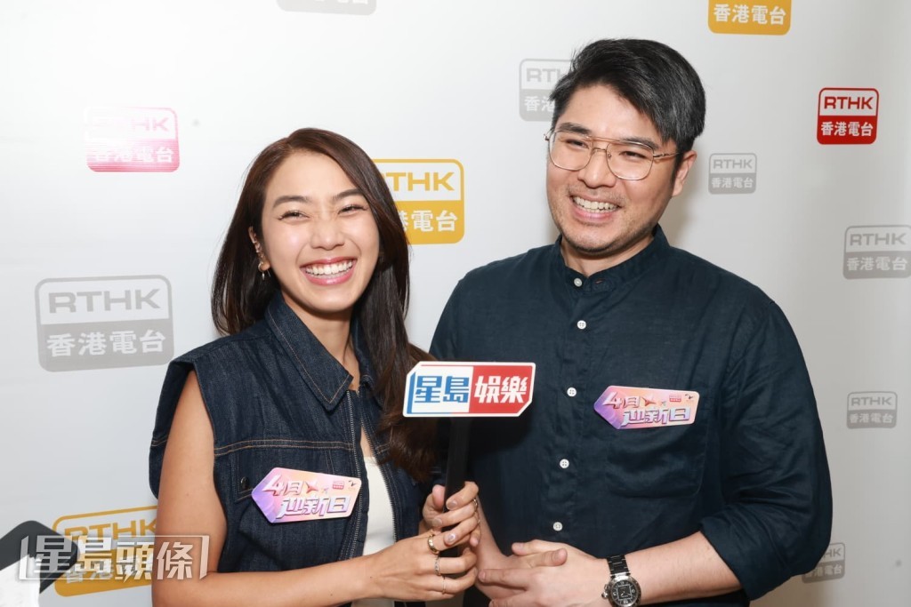2人当年以兄妹组合Benji & Lesley推出新歌。