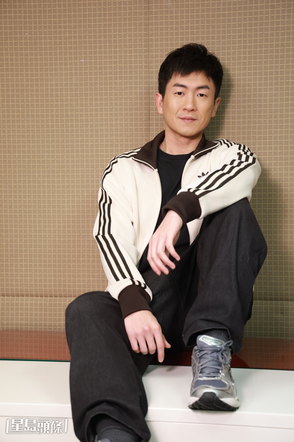 除了演藝事業，愛動物的他近年更將事業版圖擴展至寵物美容界。