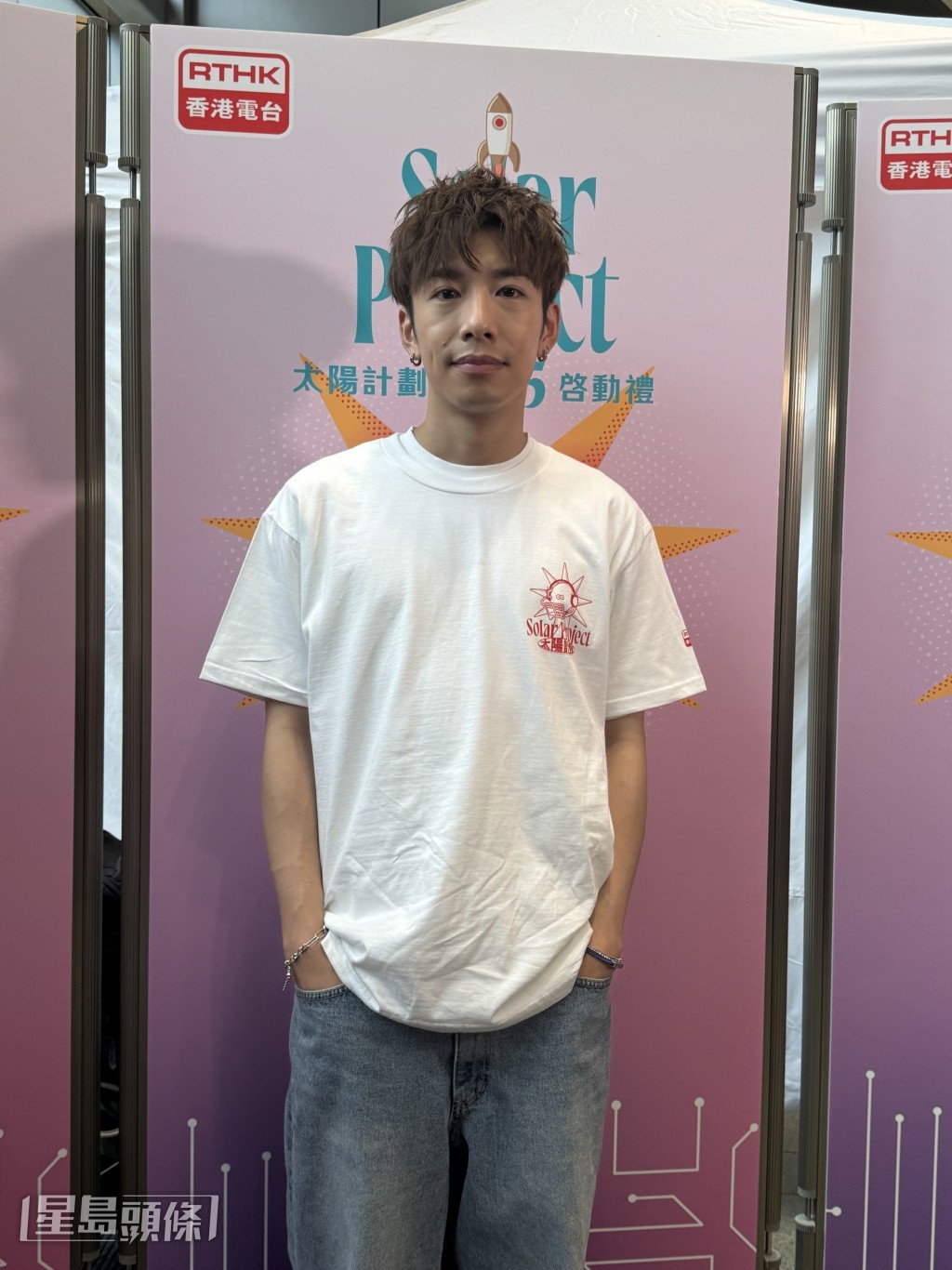 Kaho笑言人生最後悔是從來沒有心去了解投資方面的事情,自己也是專注在音樂、踢波。 Kaho笑言人生最後悔是從來沒有心去了解投資方面的事情,自己也是專注在音樂、踢波。