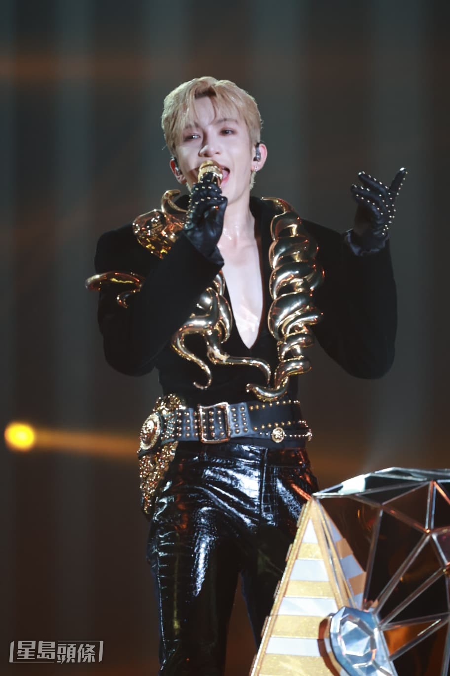 他表示想要破戒食飯但要保住人魚線。