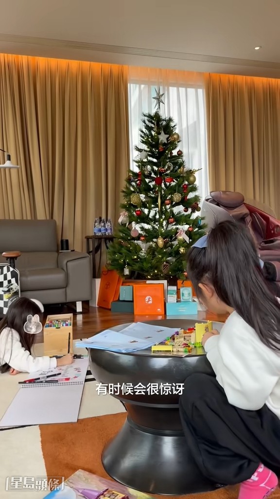 方媛不時都會拍片分享家庭點滴，日前她在社交網上載一段溫馨的家庭生活影片，罕有曝光位於跑馬地豪宅的內貌。