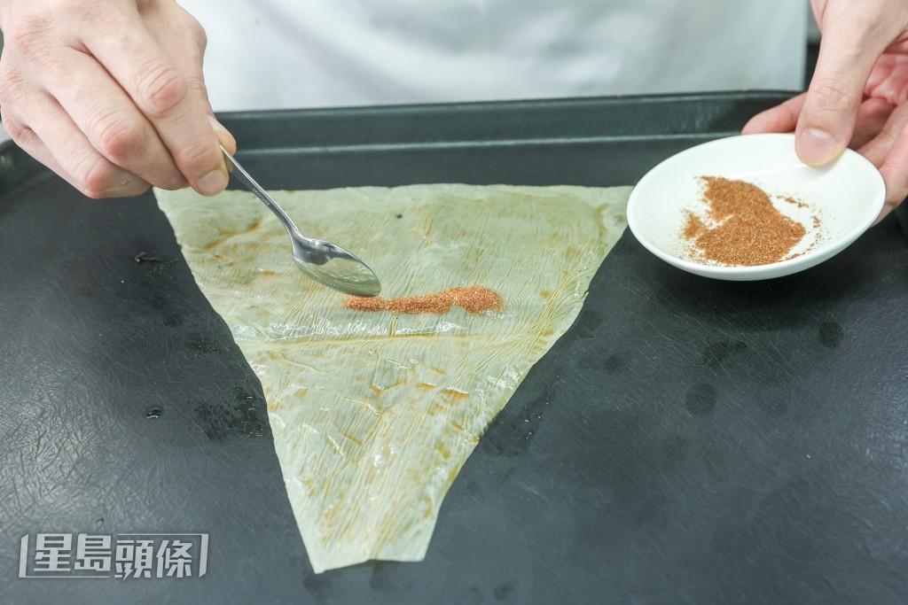 自製蝦子扎蹄提味。 自製蝦子扎蹄提味。