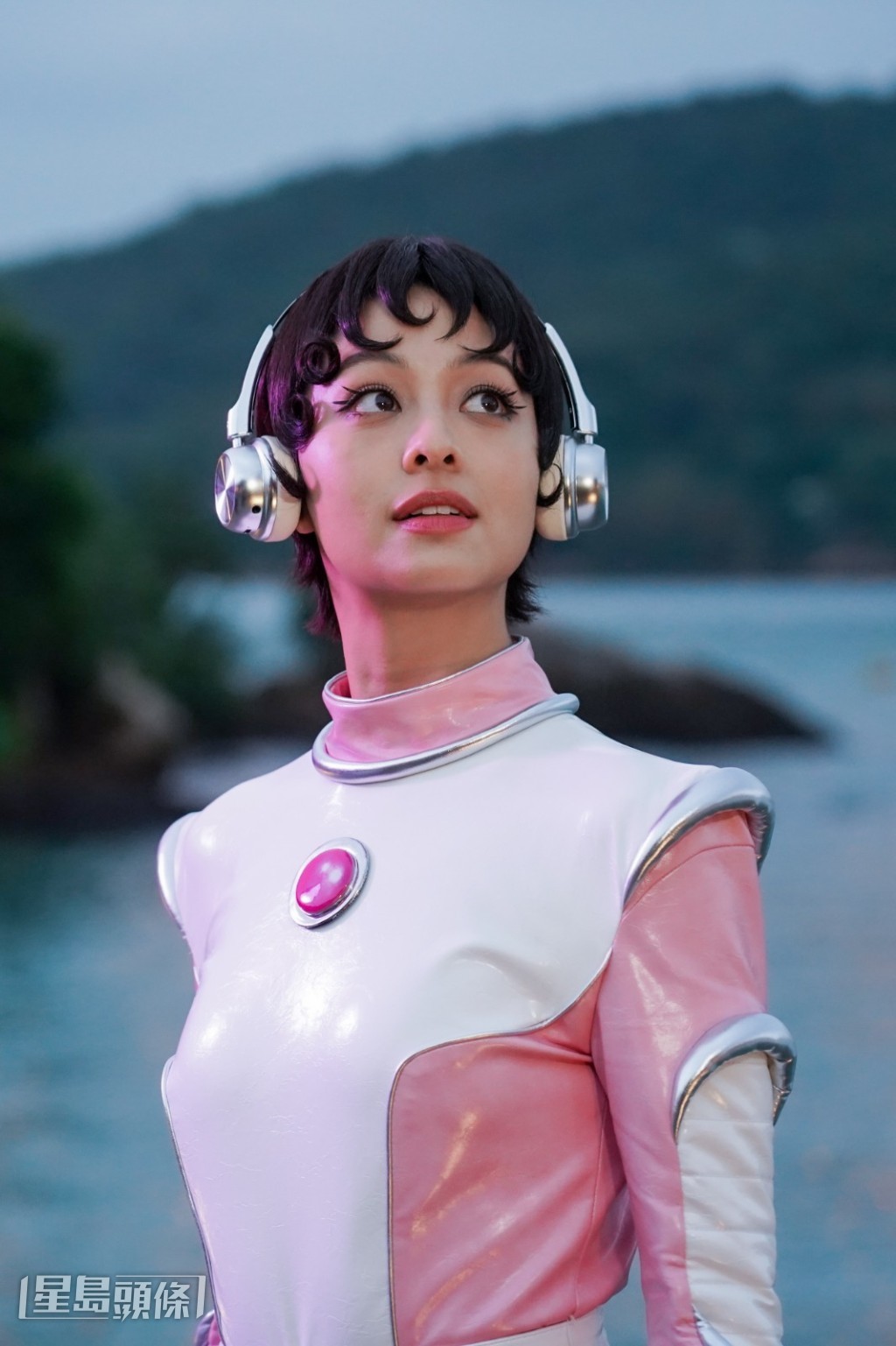 Amy :「我覺得咁樣好重要,因為我哋要容許自己腦袋天馬行空,好似我嘅偶像宮崎駿先生,佢創作力好強,好多令人感動嘅作品。」 Amy :「我覺得咁樣好重要,因為我哋要容許自己腦袋天馬行空,好似我嘅偶像宮崎駿先生,佢創作力好強,好多令人感動嘅作品。」