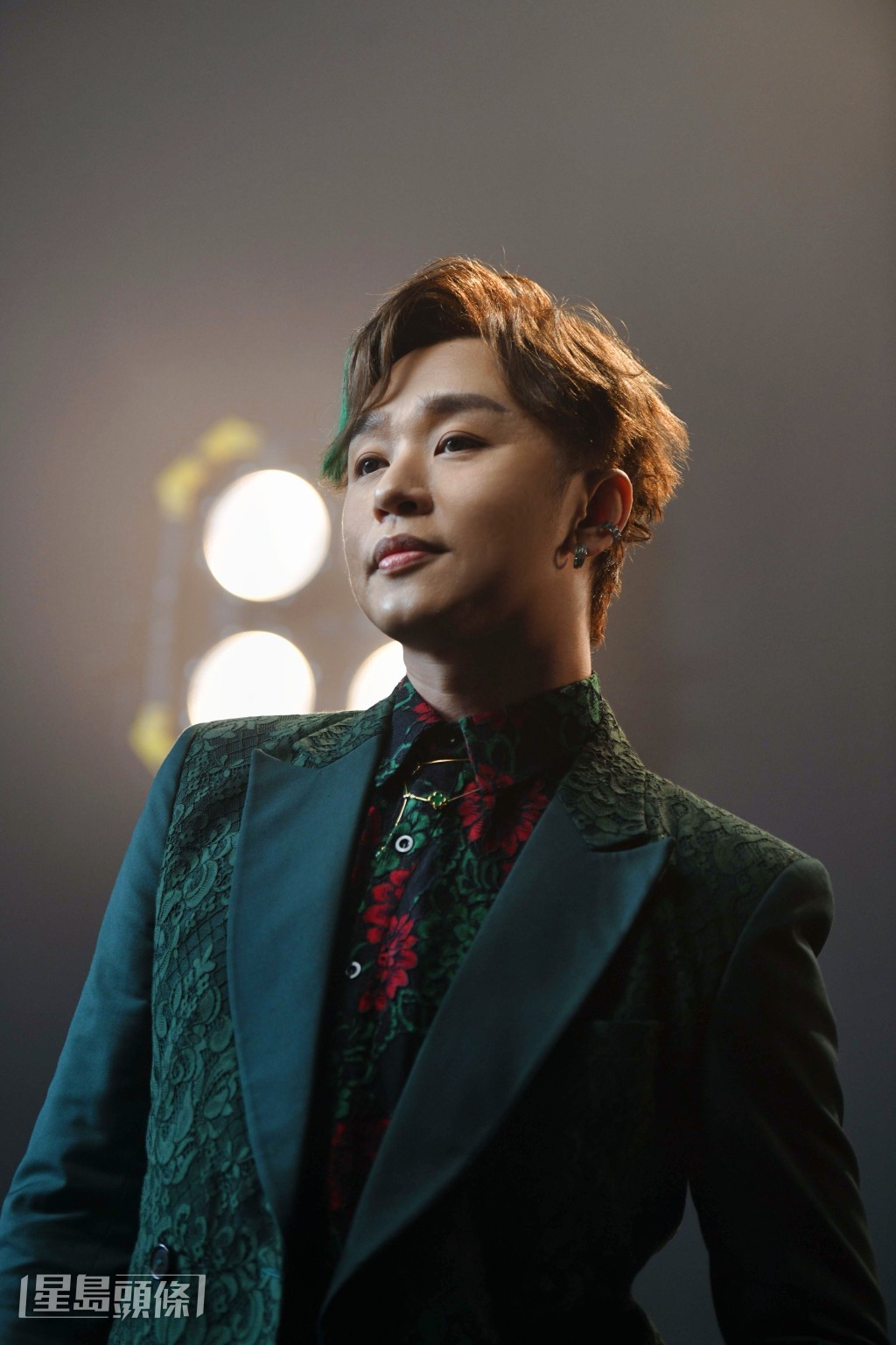 Rax表示：「《我就是舞台》為國語歌，這個歌名很有氣勢。」