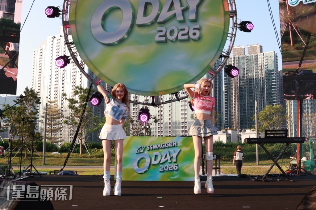 不少網民更為香港出產明日之星而感到自豪! 不少網民更為香港出產明日之星而感到自豪!