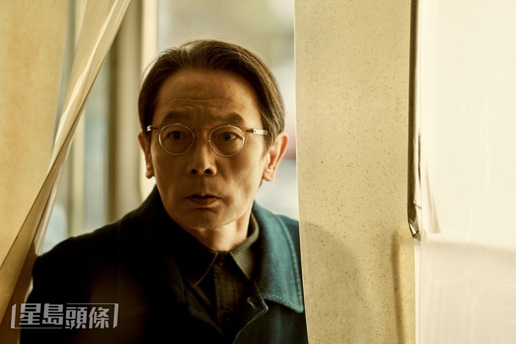 內地影評表示被葛優帶動進步，兩人之間的對手戲相當動人。