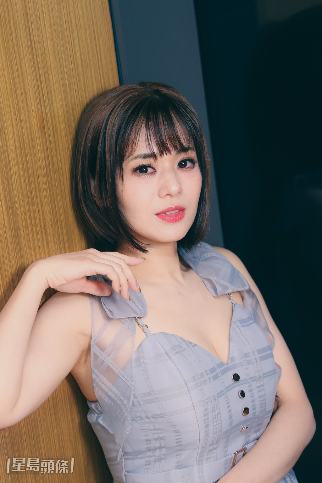 蒼井空笑言自己從成人產業中引退10多年時間，也算是大前輩，期待與新生代女優見面。
