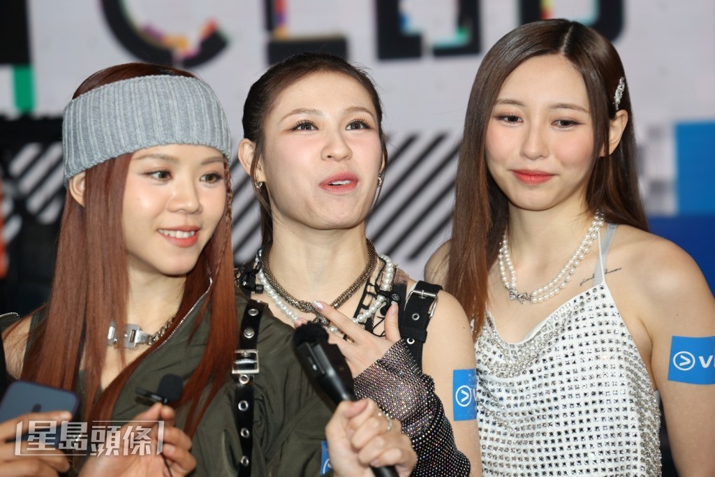 講到如何和兩隊組合合作？她們稱會互相挑戰對方的舞步。