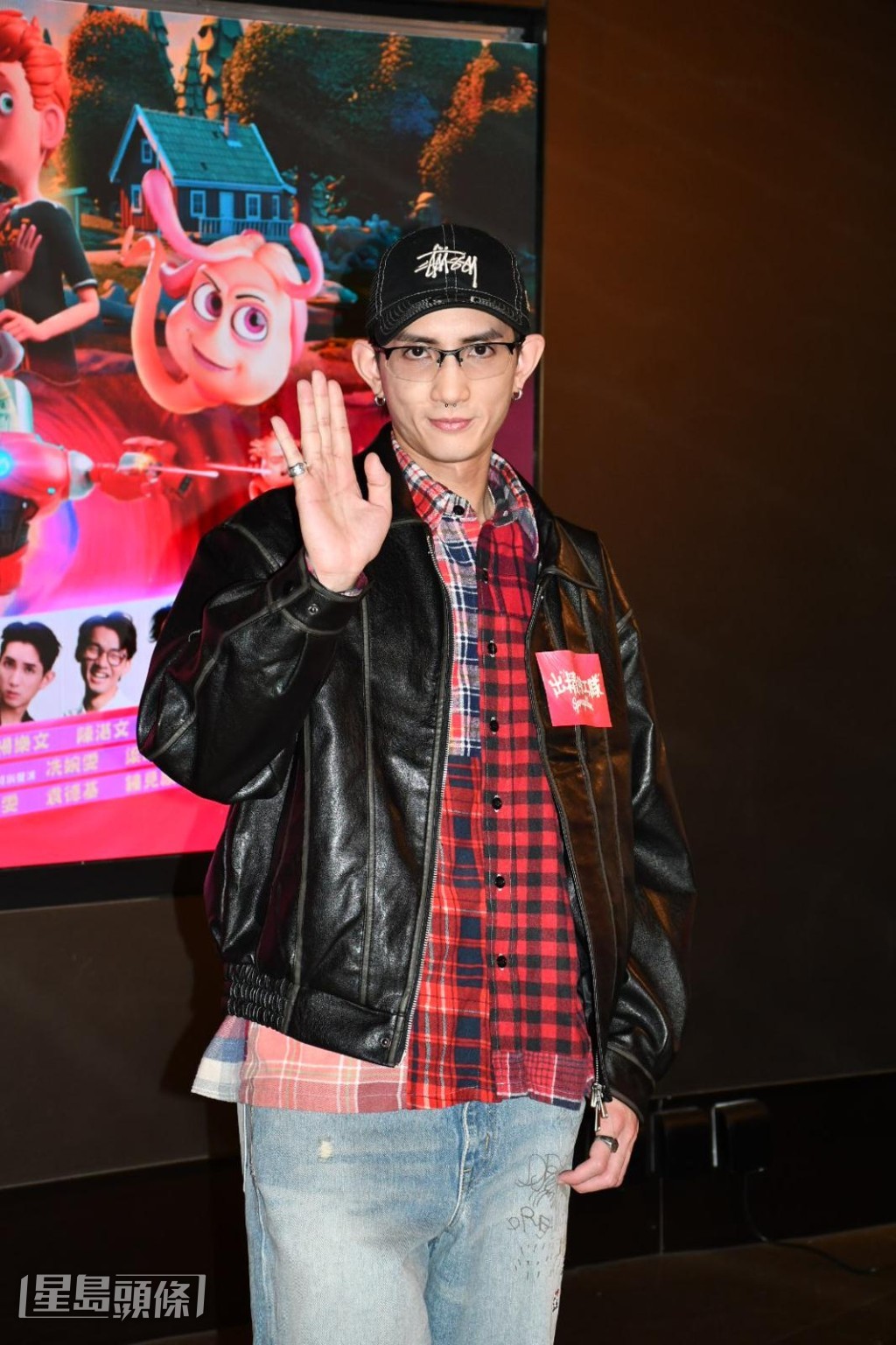 問到Lokman怕不怕現在多了Alton與他爭視帝寶座?他笑言:「驚!真的驚!」 問到Lokman怕不怕現在多了Alton與他爭視帝寶座?他笑言:「驚!真的驚!」