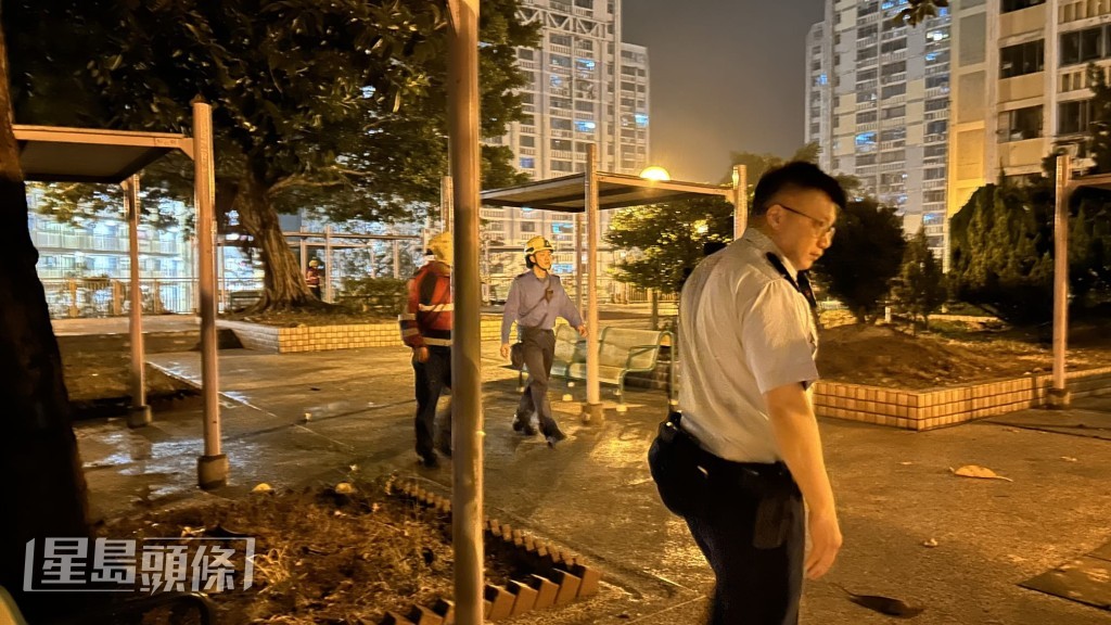 消防和警方到場。蔡楚輝攝